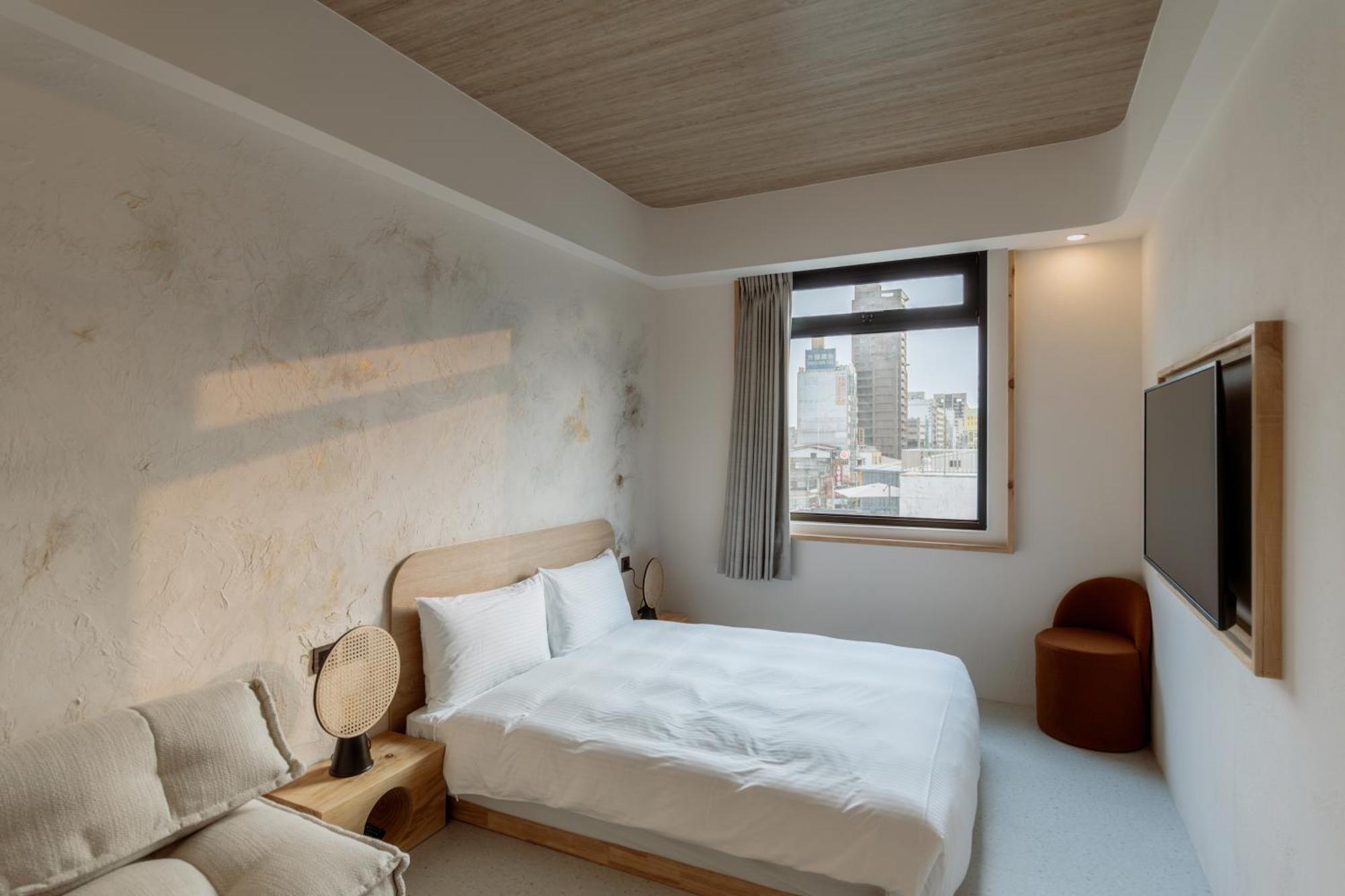 Just Inn Kaohsiung Extérieur photo
