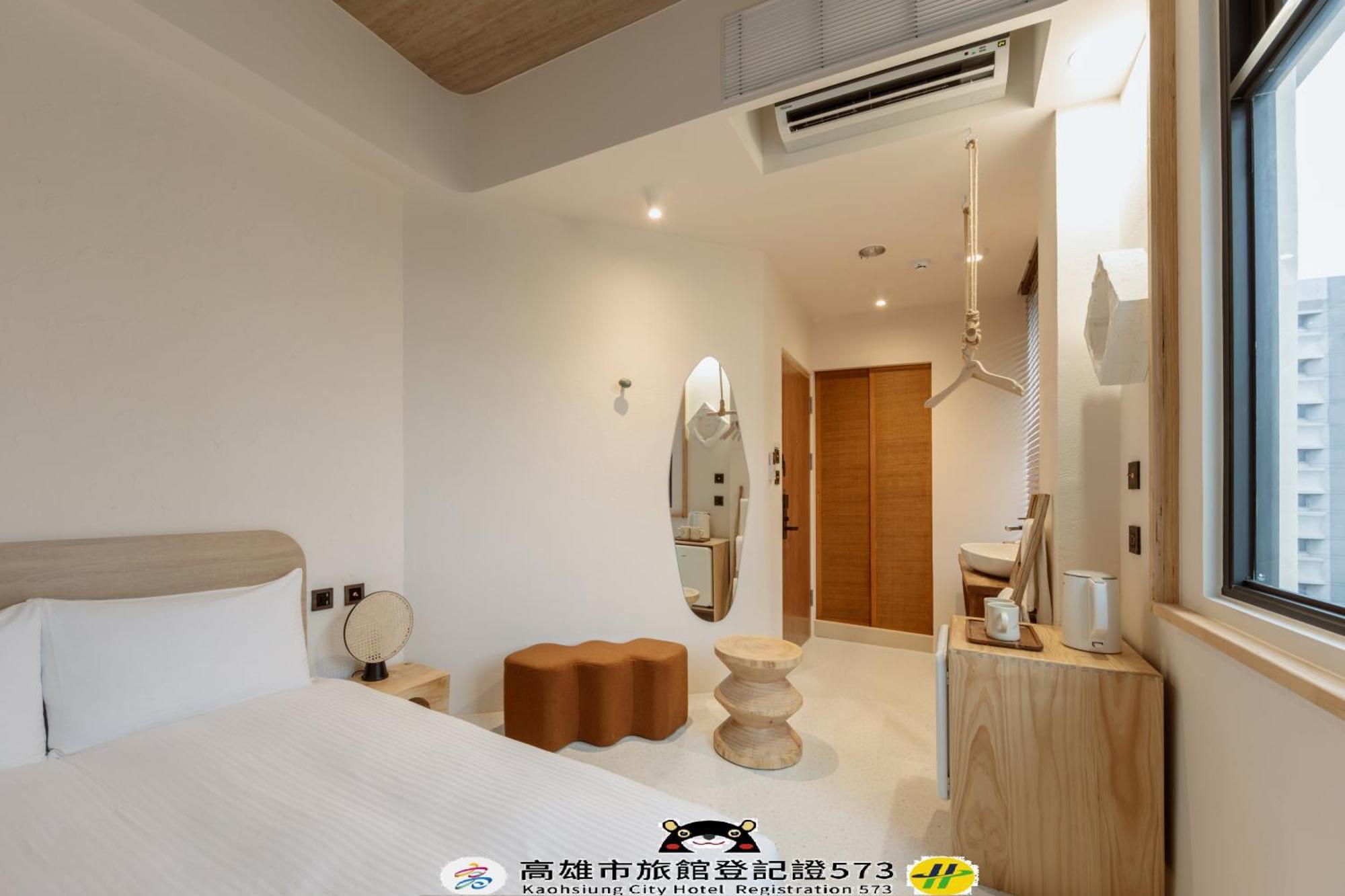 Just Inn Kaohsiung Extérieur photo