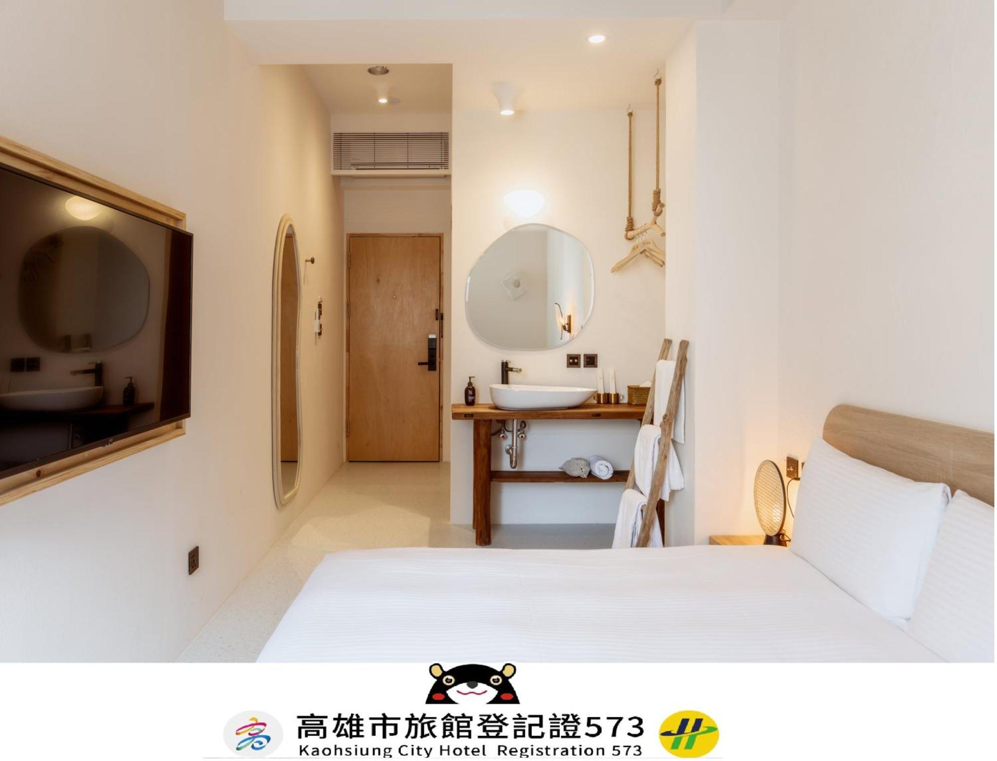 Just Inn Kaohsiung Extérieur photo